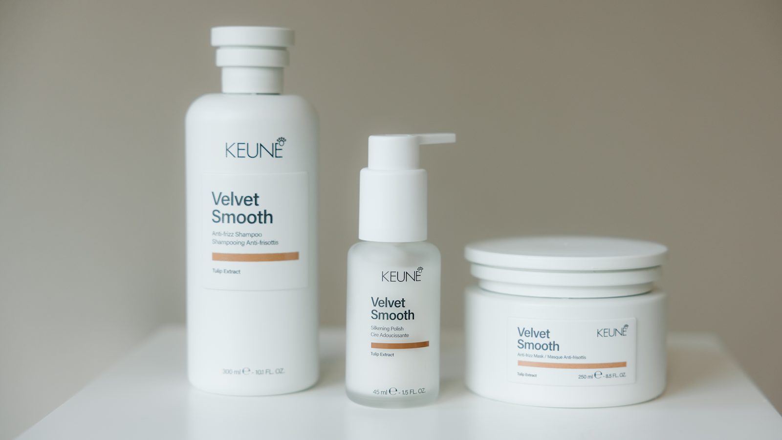 Keune Velvet Smooth masker, shampoo en Silkening Polish naast elkaar